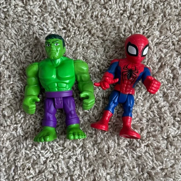Marvel Action Figure Bundle - Picture 2 of 5